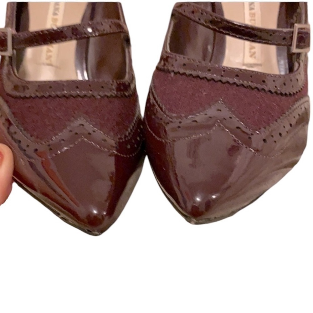 Dana Buchman Sz 8, pointed wingtip shoe, excellent detail. Very stylish. - Picture 14 of 14